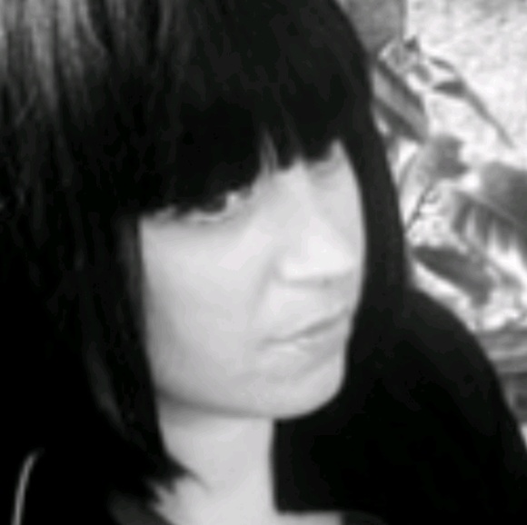 Meet your Posher, Krystyne - Picture 1 of 1